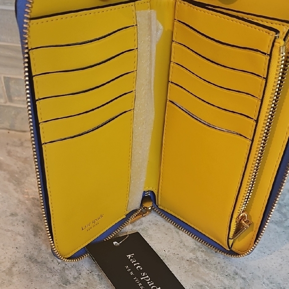 NWT Kate Spade Blue and White Floral Wallet - Picture 6 of 11